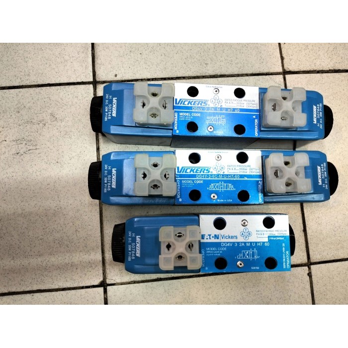 Directional valve Vickers DG4V-3-6N-M-U - B7-60