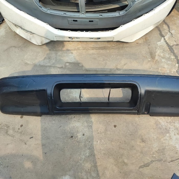 Bemper Bumper depan Suzuki Vitara Escudo Sidekick