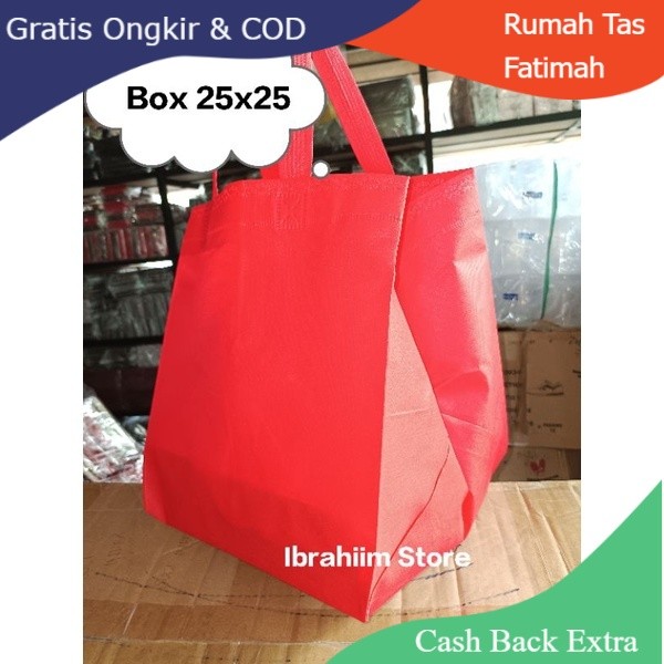 

Promo TAS BOX NASI UKURAN 25X25 CM / TAS KOTAK NASI MODEL PRESS UKURAN 25 CM By Rumah Tas Fatimah