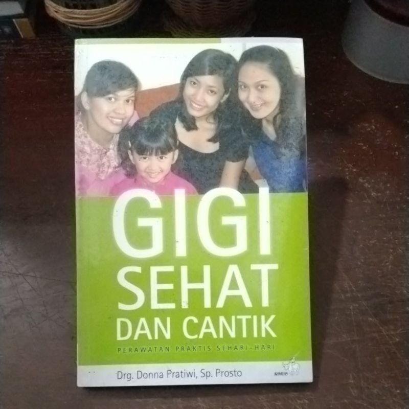 Buku Gigi Sehat dan Cantik