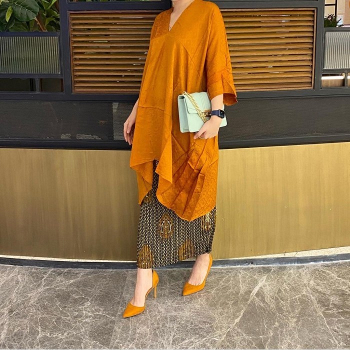 ✨LARIS✨-tunik aruna-seri alam - hijau emerald