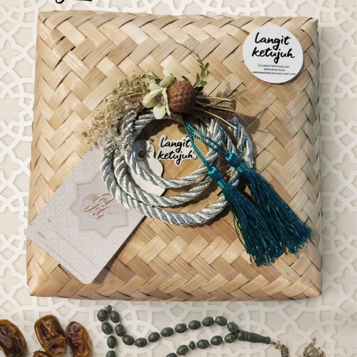 

Parcel LEbaran idul fitri souvenir hampers cantik murah / Hampers Lebaran