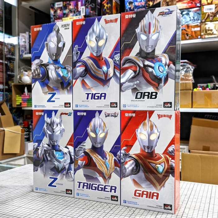 ZD Toys 1/10 Ultraman Light Up Series - Tiga Gaia Z Orb Trigger