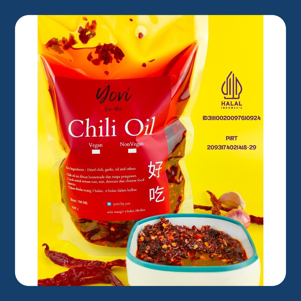 

Chili Oil Yovi With Crunchy Garlic 700ML (Vegan/Non Vegan)