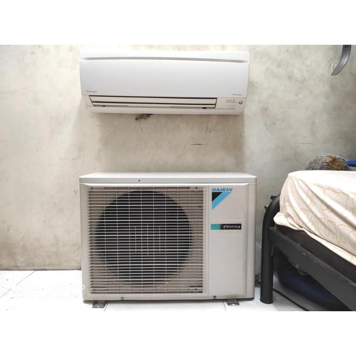 AC Daikin 1Pk High Inverter R22 Second+Free Pasang /AC Daikin Inverter