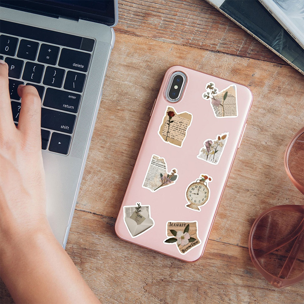 

Ins Stiker Gaya Retro Stiker Pack Sastra Dan Seni Koran Surat Stiker Aesthetic Decal Vinyl Stiker Anti Air - Sticker Buku Journal Koper Stiker Casing hp Stiker Laptop Helm Motor