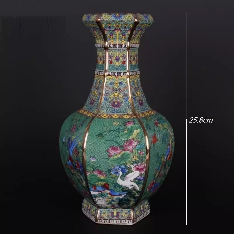 ingdezhen Qing Qianlong Enamel Colored Flower and Bird Hexagonal Bottle with Antique Craft Porcelain