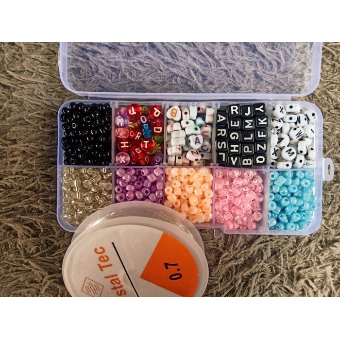 Manik2/Beads Manik Manik 1 Set Kotak / Manik Manik 10 Sekat Kotak - Manik 1 Box Murah Meriah