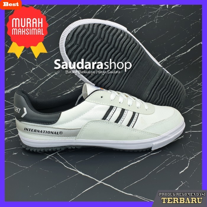 rekomendasi sepatu olahraga brand lokal Sepatu Kodachi 8116 Puith lis Hitam / Sepatu Kodachi Badmint