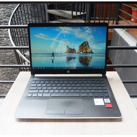 Laptop HP 14s-cf2030TX Intel Core i5-10210u Radeon 530 Ram 4Gb Hdd 1Tb SCu18286