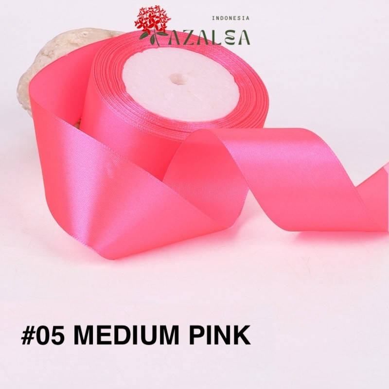 

AZALEA - PTA8 SATIN Pita Satin Roll Motif Setangan Satin dan Transparan Modern Pita Kado 4cm/Pita Dekorasi Buket