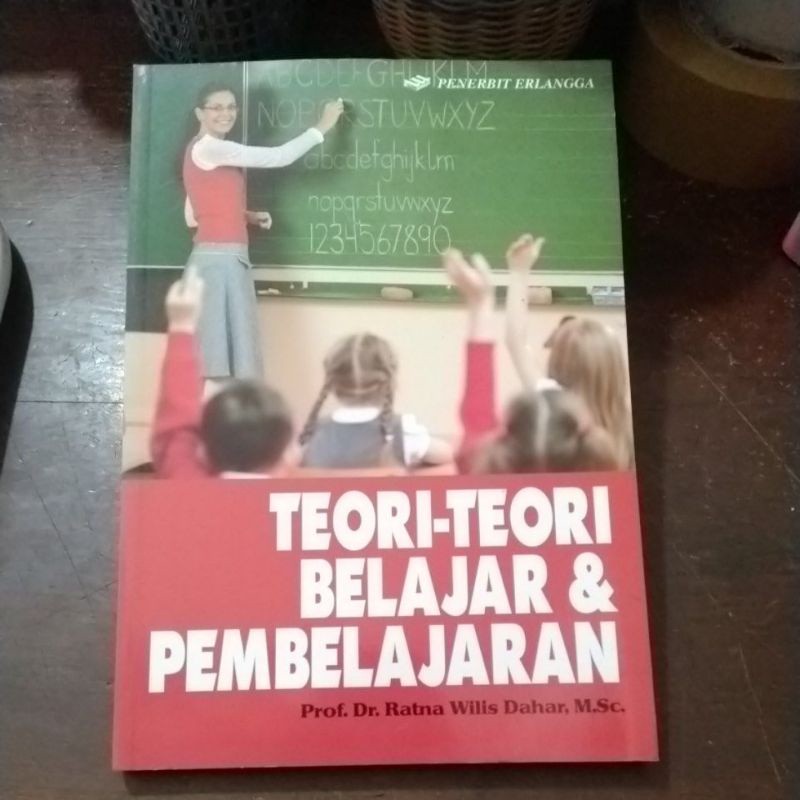 Buku  Teori-Teori Belajar dan Pembelajaran / Ratna Wilis Dahar