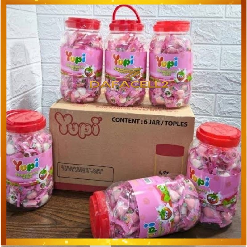 

TOPLES 1 300 gr yupi strawberry toples kartonan