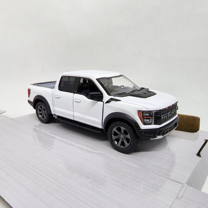 MAXX Diecast 2022 Ford F-150 Raptor Kinsmart 1:46