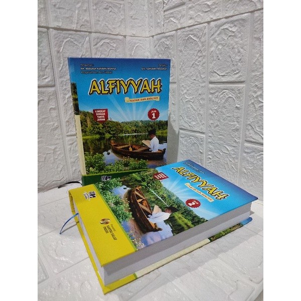 Terjemah Alfiyah Ibnu Malik - Alfiyyah Kajian, Analisa dan Tanya Jawab Lirboyo Lengkap Makna