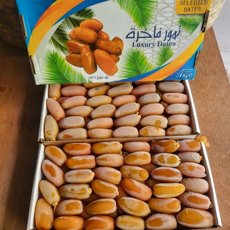 

PROMO Kurma Ruthob Libya Premium 1kg (Panen Terbaru)