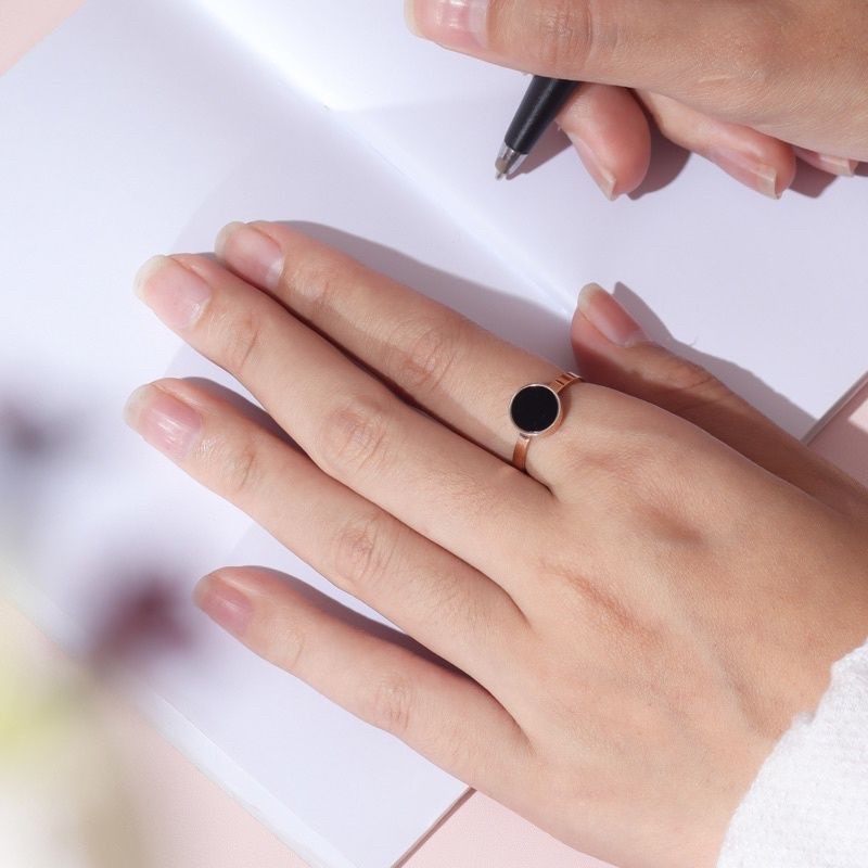 Cincin Titanium Premium Lapis Emas 18k bentuk Bulat Warna Hitam Bulgar**