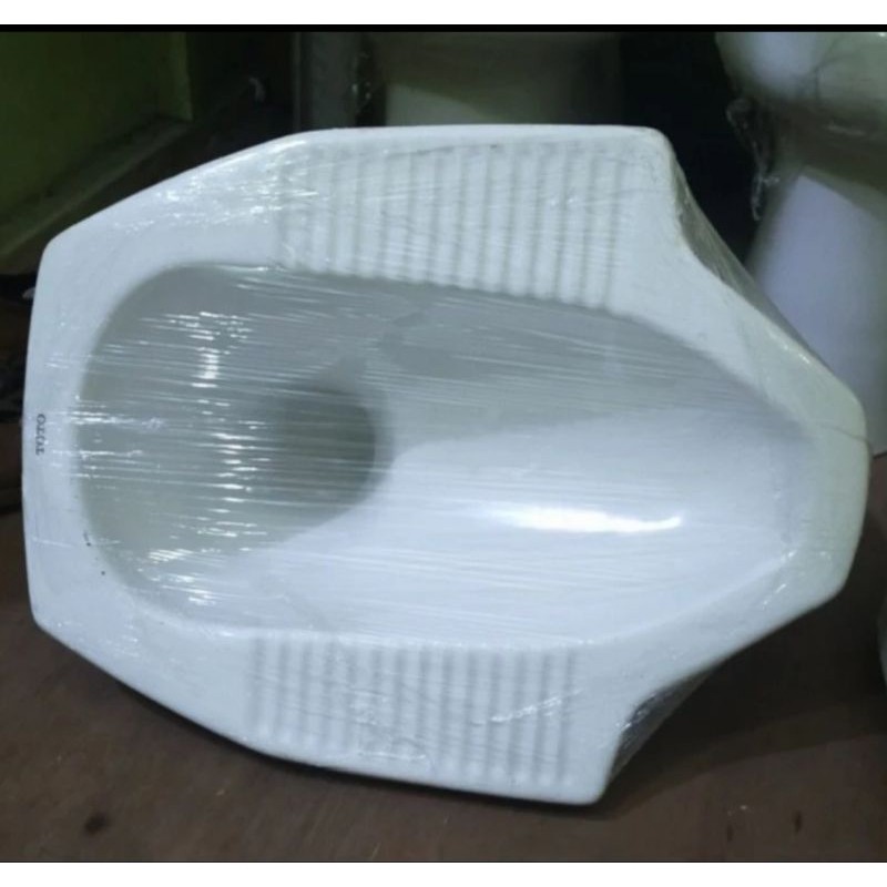 Closet Jongkok TOTO ||CE6 // bekas || Warna Putih