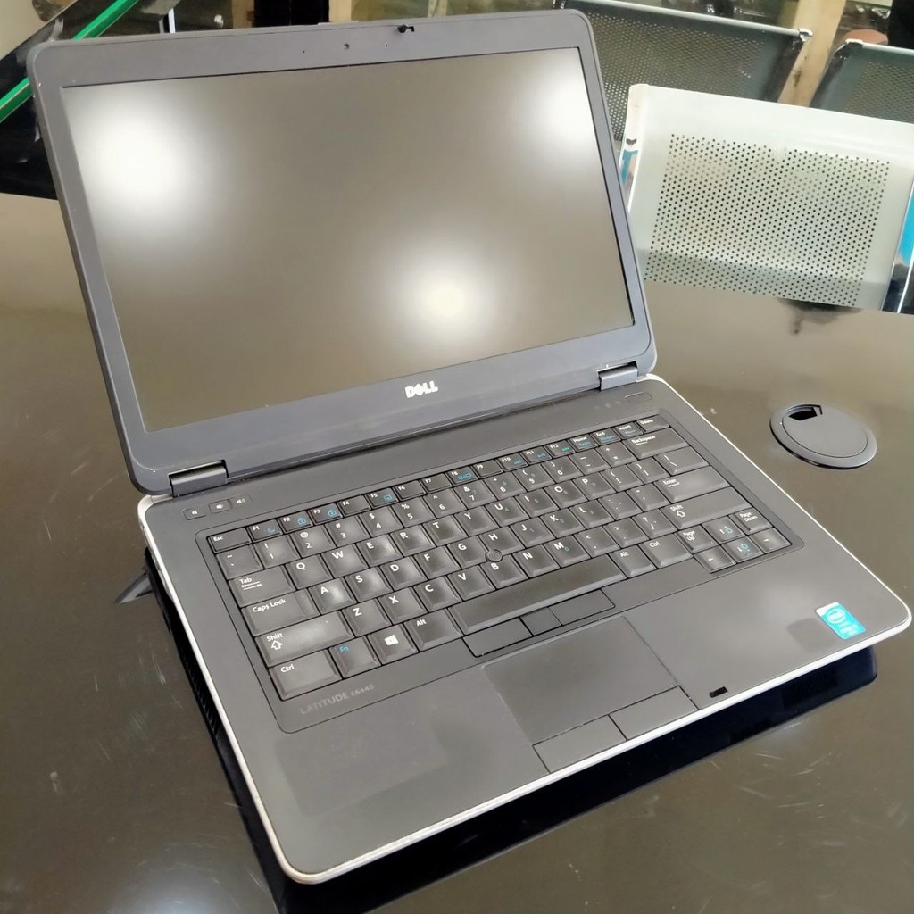 Dell Latitude E6440 Intel Core i5-4310M Ram 4Gb Ssd 256Gb