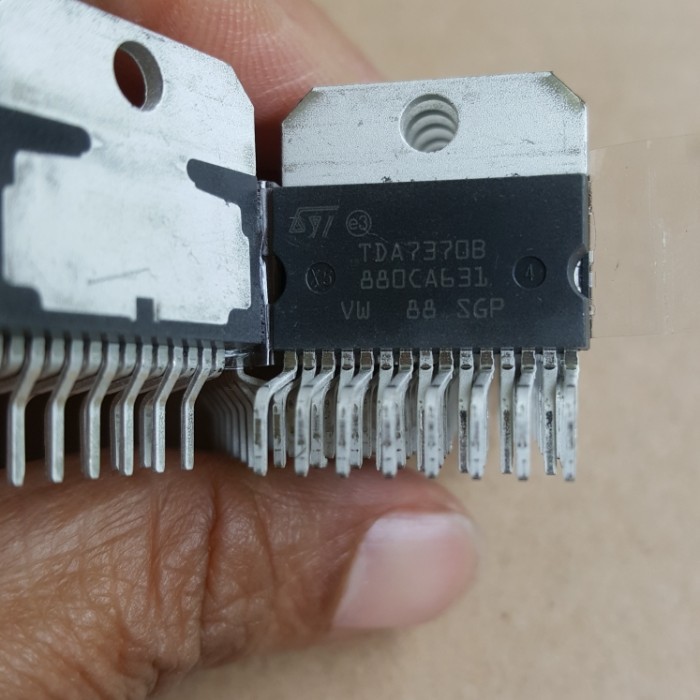 GN99 TDA7370 IC / Transistor