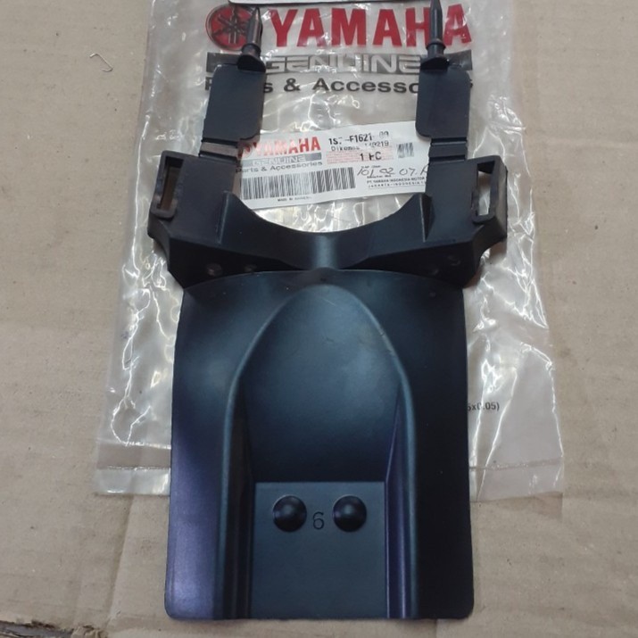 Flap Karet Penahan Air Slebor Belakang Yamaha Jupiter MX 135 1S7-F1621-00  MF