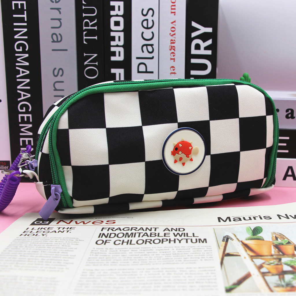 

1PC Kotak Pensil Sleting Pencil Case Korea Aesthetic Lucu Import /Premium/Plaid / Zipper/ Kompartmen/ Imut/ Cute/ kelinci/ rabbit/