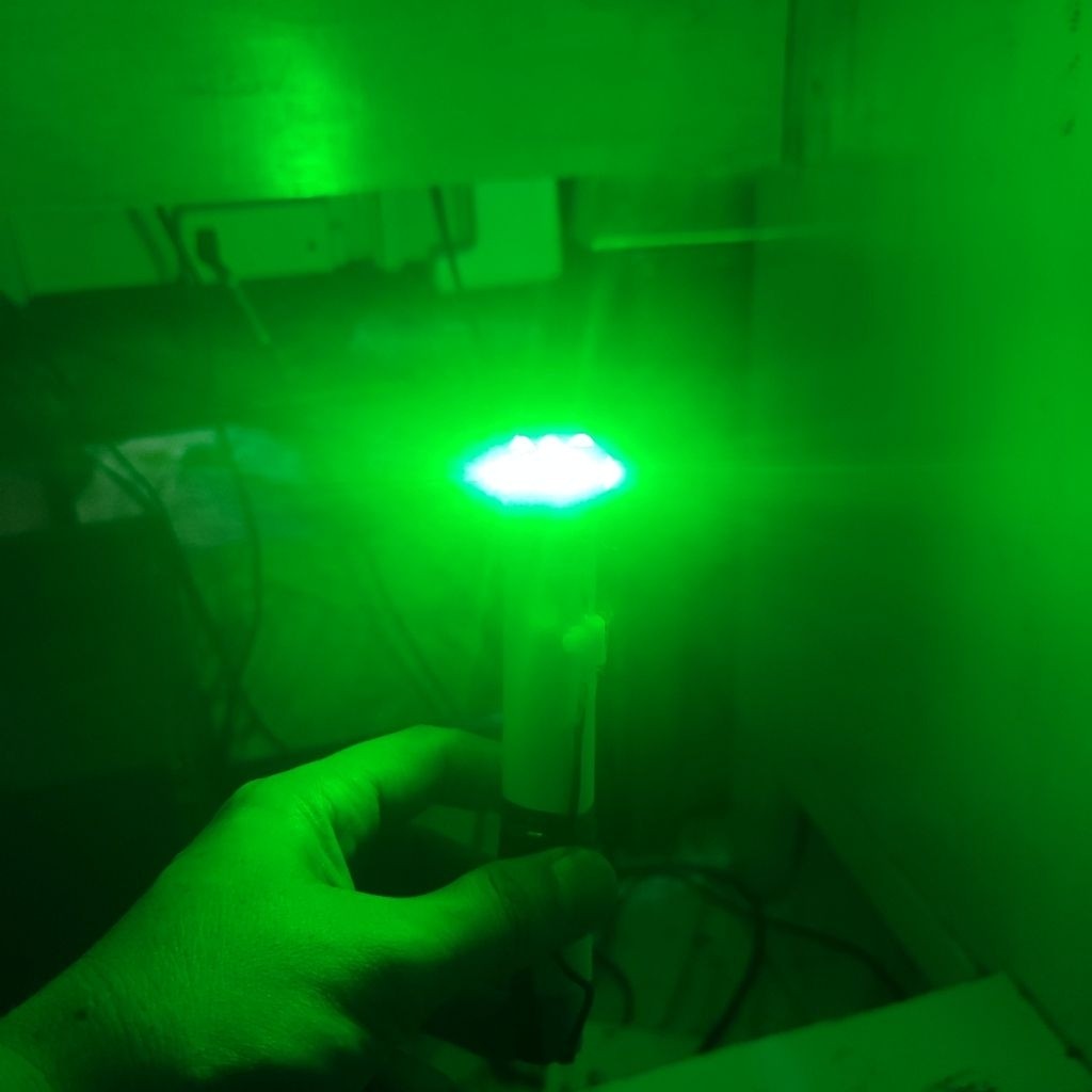 Selongsong Lampu Benur Cahaya Hijau Terang – Menarik Baby Lobster dan Benur Udang