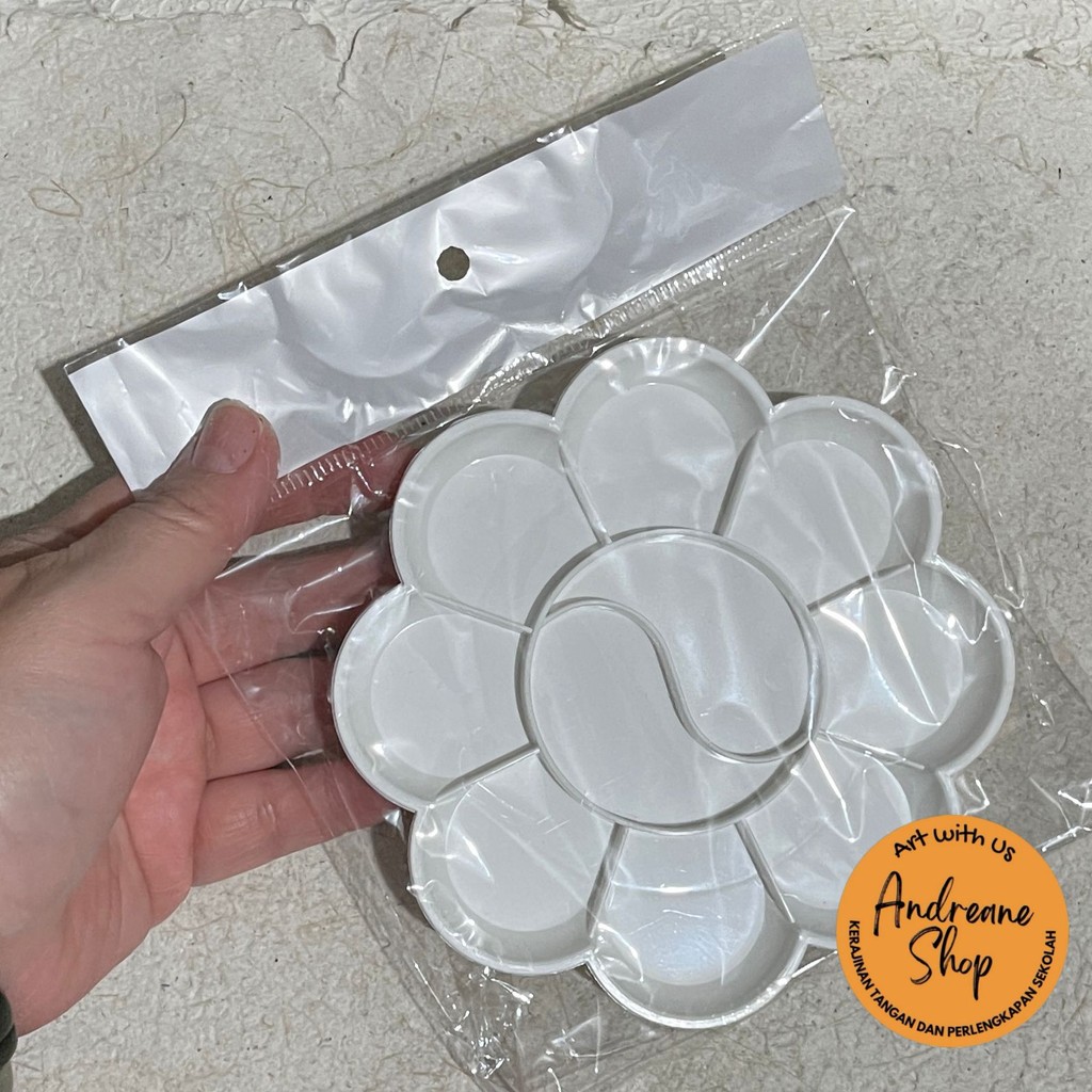 

Palet Cat V-Tec Diameter 14 cm – Praktis, Ringan, dan Wajib Punya untuk Para Pecinta Seni