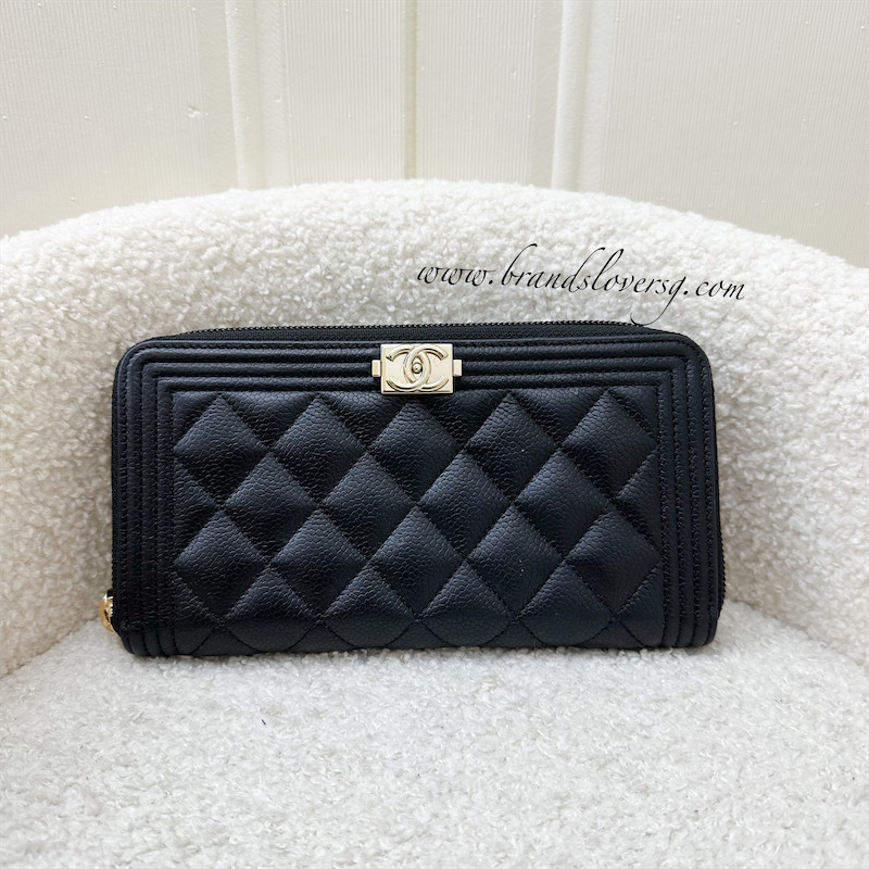 (Pre-loved) Chanel Boy Zippy Long Wallet in Black Caviar and GHW