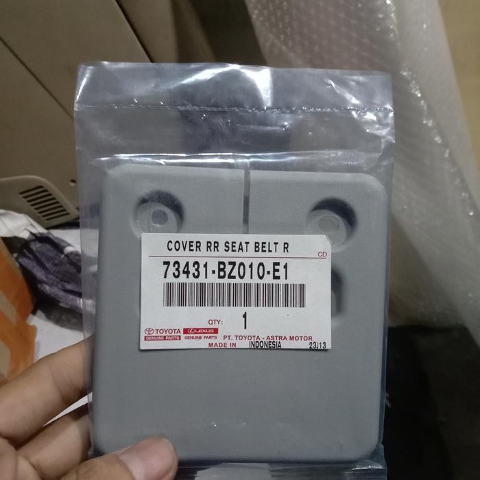 Cover safety belt belakang Xenia original