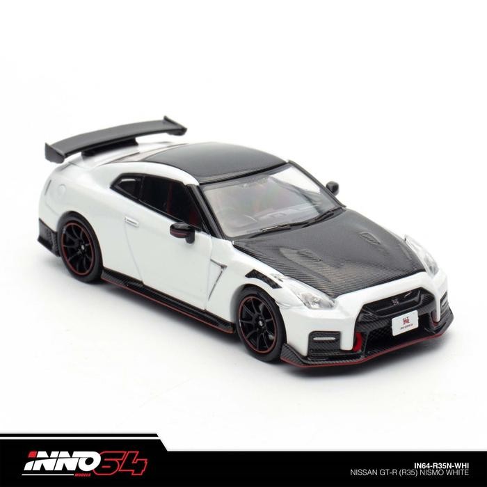 INNO64 Nissan GT-R (R35) Nismo White