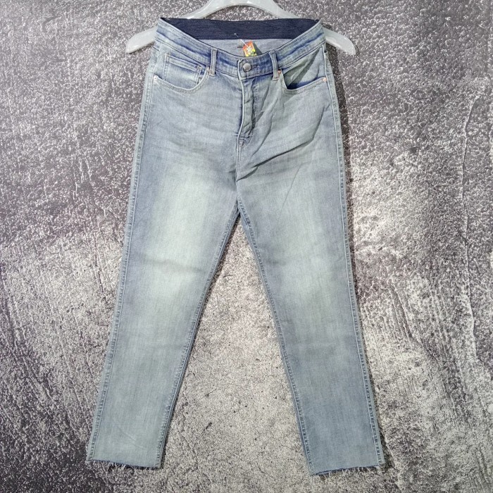 Celana panjang jeans SPAO slim fit bahan Stretch size 27