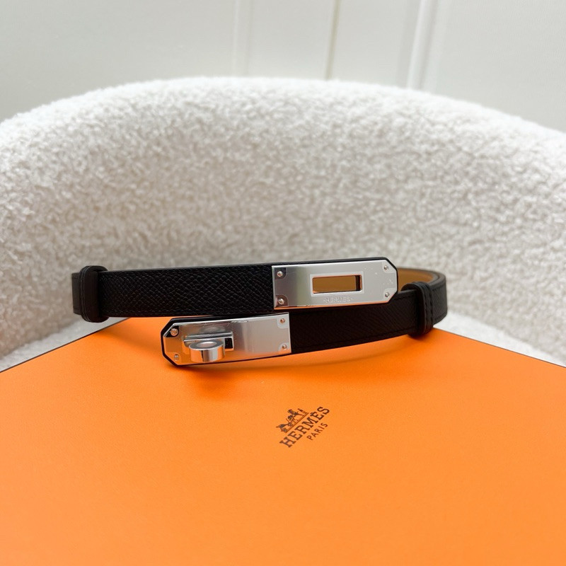 (Brand new) Hermes Kelly 18 Belt in Black Epsom Leather and PHW