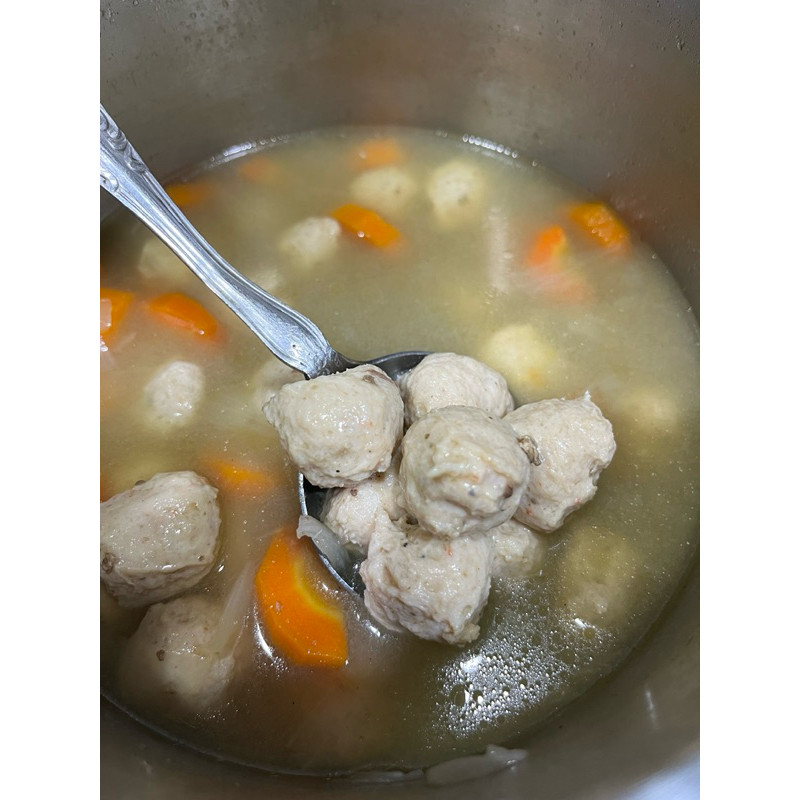 

homemade Bakso ayam-udang gluten free/ bakso udang tanpa msg/bakso tanpa tepung/bakso full daging/katering mpasi