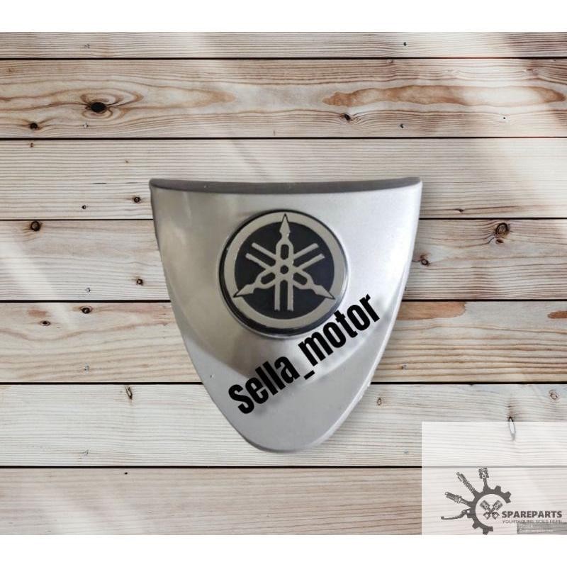 emblem,logo yamaha fiz r/vega r lama warna silver