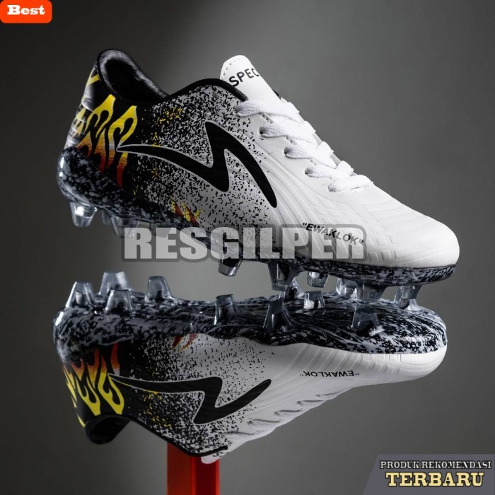 rekomendasi sepatu bola untuk kaki lebar SEPATU SEPAK BOLA SPECS EWAKLOK SPYDER FG ORIGINAL - Putih,