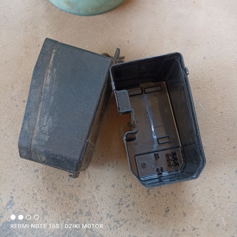 cover tutup aki dalam cover batre dalam honda vario150 old vario150 new original