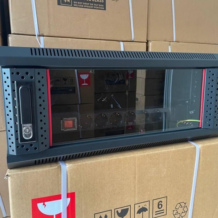 

wallmount rack 4u single door