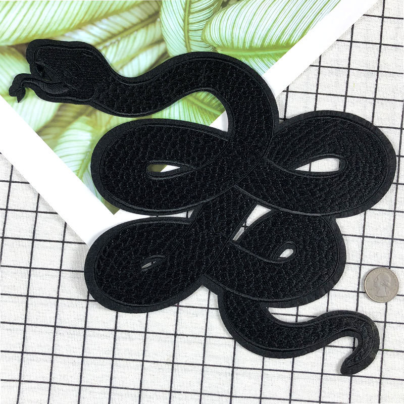 

Large Venomous Snake Embroidery Stickers Exquisite Black Python Black Mamba Snake Adhesive Clothing Accessories Personalized DIY