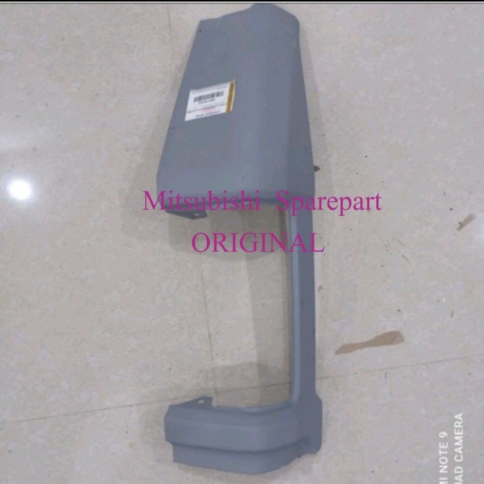 Plat pipi sudut KIRI ori Mitsubishi L300, panel samping, kedok dada