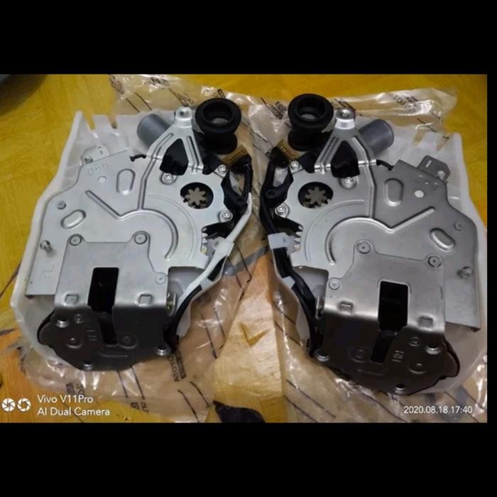 

Actuator Motor Sliding Sleding Doorlock Door Lock Pintu Tengah Sienta