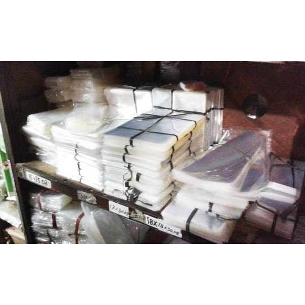 

OPP Kaca lebar 10 sampai 45 cm per kg tebal 0.04 Kantong Plastik