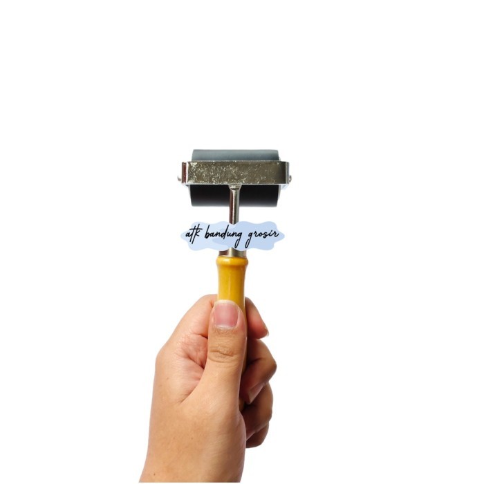 

V-Tec Roller Rubber 705 Besi 5 cm Roll Untuk Melukis