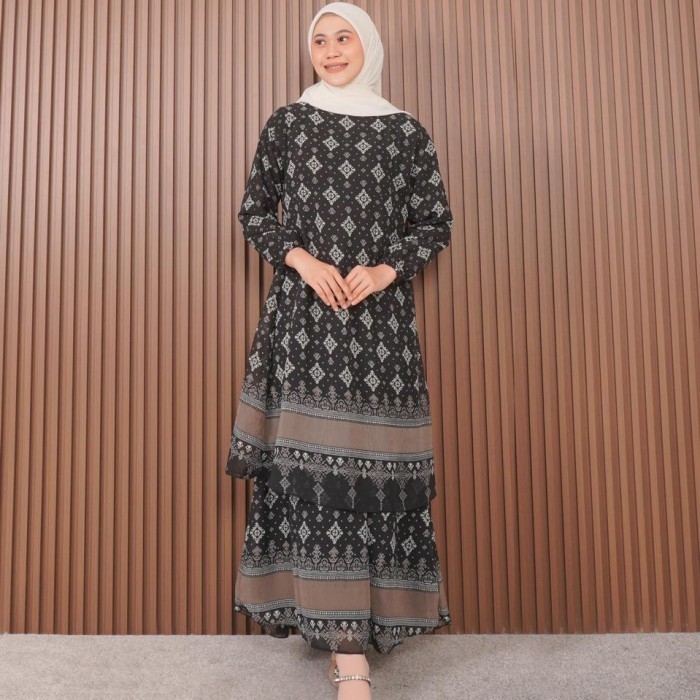 Busana Muslim Wanita Modern Modis Trendy Bahan Berkualitas Bagus /Gamis Malaysia Melayu Ceruty Motif