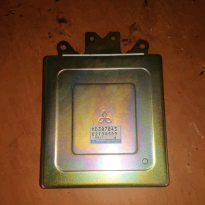 ECU komputer mitsubishi lancer Evo3/ cb4 MD307043 berkualitas
