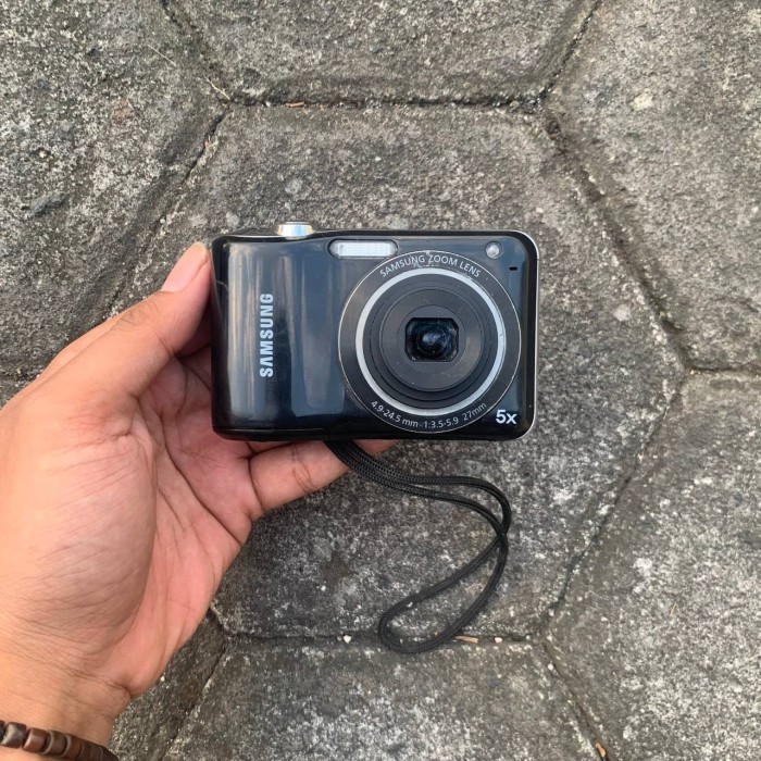 READY STOK Samsung ES30 | Kamera Digital DIgicam Camera