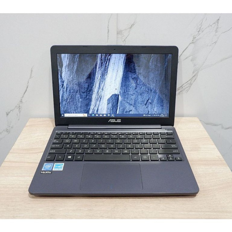 Laptop Asus E203MAH Intel Celeron N4000 Ram 4Gb Hdd 500Gb SCU19403