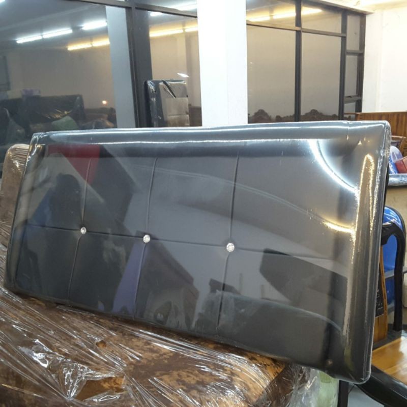 Sandaran Tempat Tidur