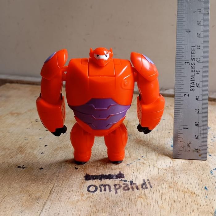 EO99 figure kartun big Hero 6 bandai