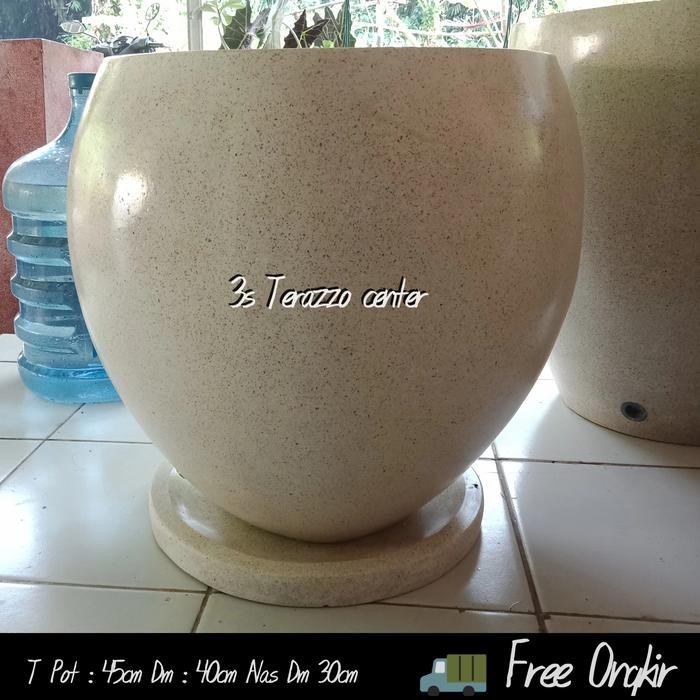 pot teraso putih glossy + Alas pot